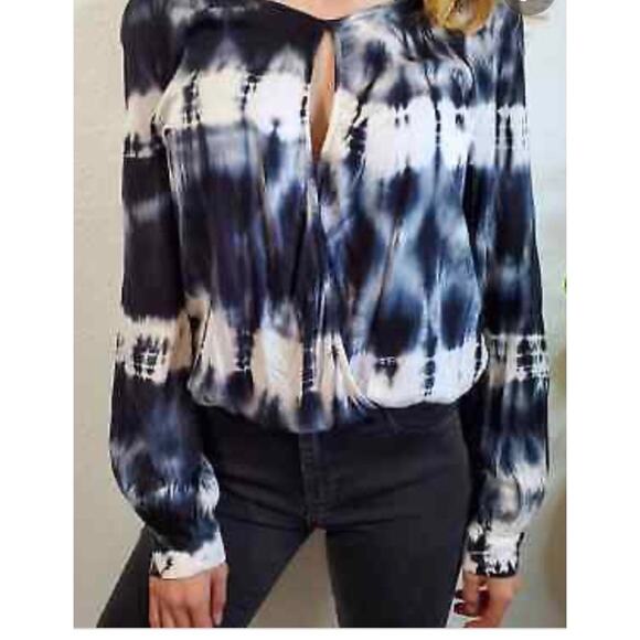 NWT Young Fabulous & Broke key hole tie dye blouse Small - Picture 1 of 7